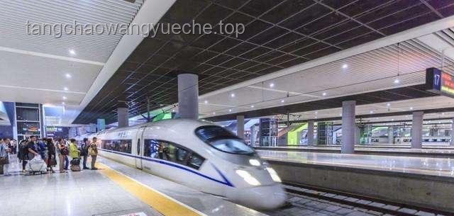 美国高铁建设滞后之谜：与中国高铁发展的对比分析
